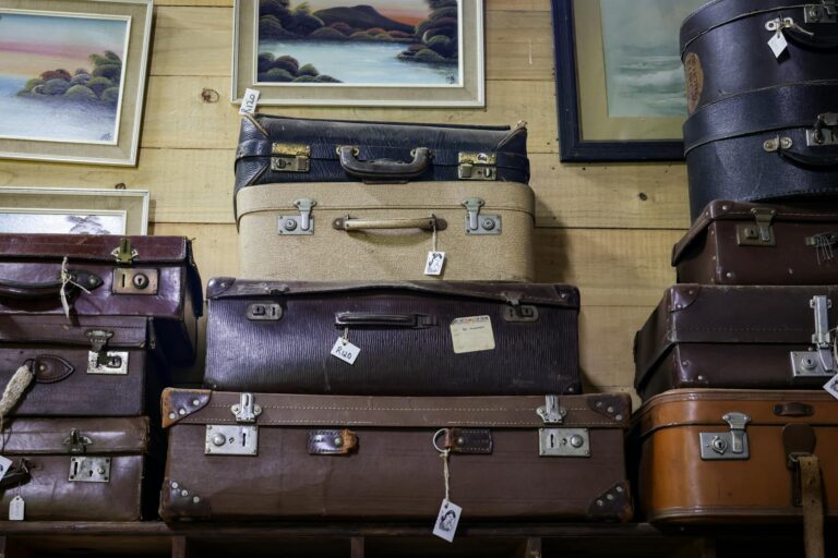 Les valises : objet et symbole de la déportation